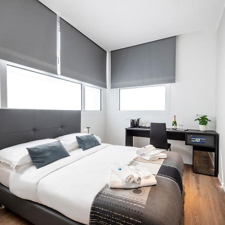 Bnbutler - Inbrera Suites - Giulianova, 1 Milan Extérieur photo